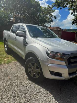 FORD RANGER 2.2 XLS 4X4 CD 16V DIESEL 4P AUTOMÁTICO